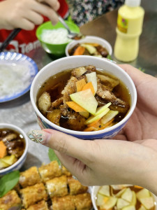 Bún Chả Xuân Tứ