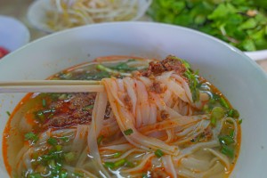 Khaosoi Nang Manivanh Ban Watsaen