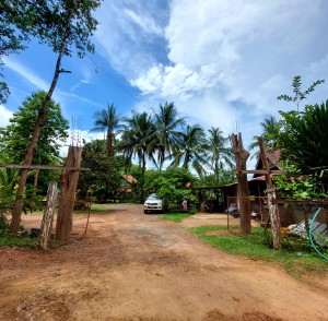 Xayyaseng Fish Pond Restaurant