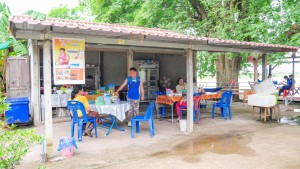 Madam Lung's Khao piek MeKhong Riverside