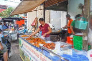 Ms. Saeng Fried Banana