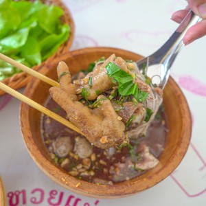 Boat noodle soup wooden bowl Nonsavarng