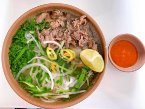 Phở Bò Phú Gia - Lý Chính Thắng